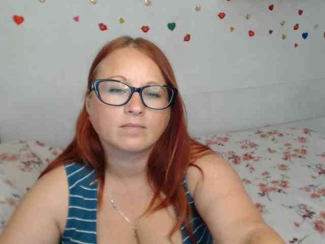 Lilia4joy webcam