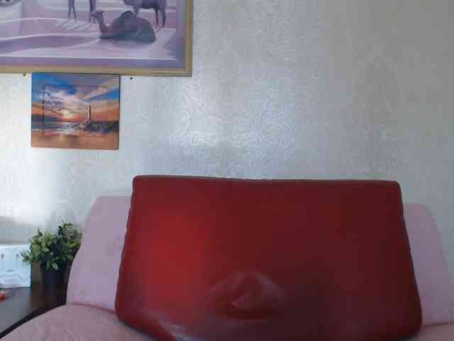 Lilia4joy webcam