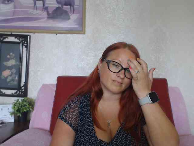 Lilia4joy webcam