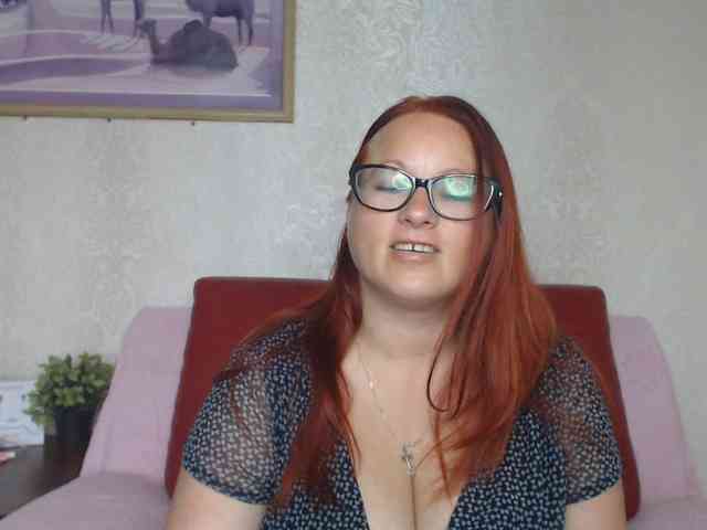 Lilia4joy webcam