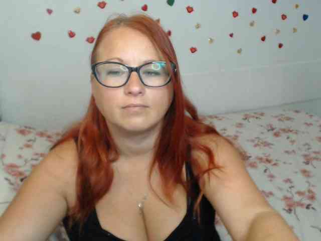 Lilia4joy webcam