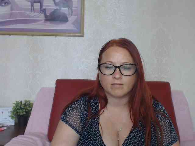 Lilia4joy webcam