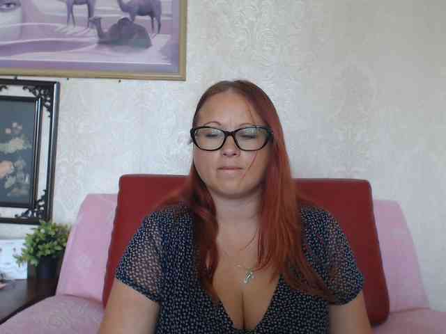 Lilia4joy webcam