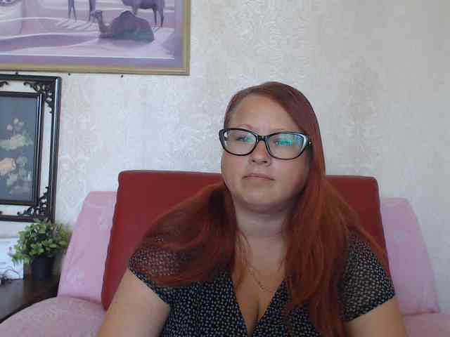 Lilia4joy webcam