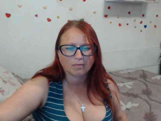 Lilia4joy webcam