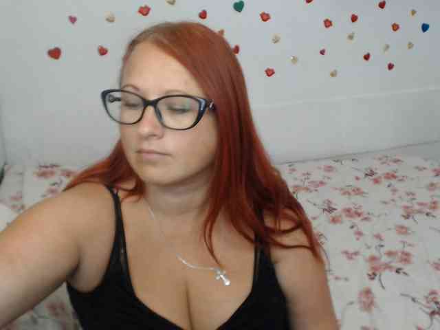Lilia4joy webcam
