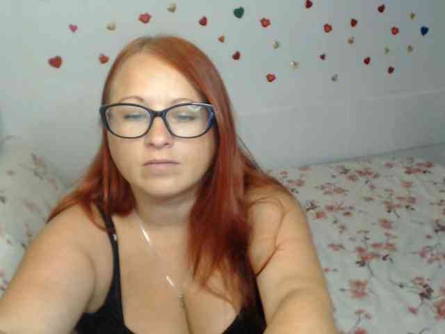 Lilia4joy webcam