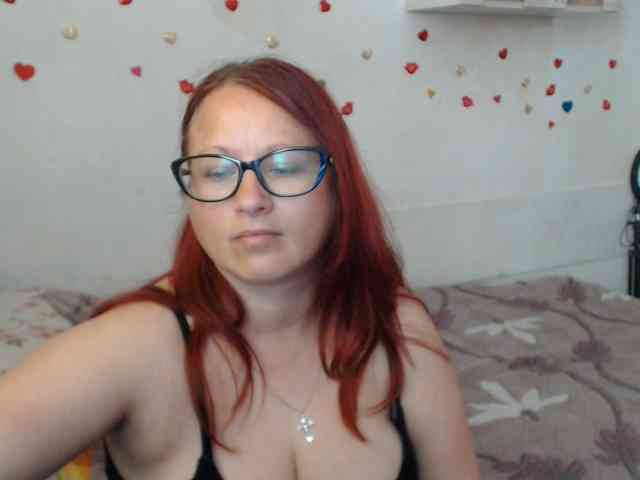 Lilia4joy webcam