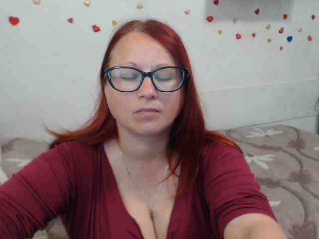 Lilia4joy webcam