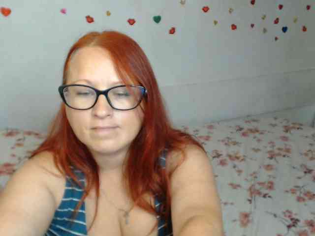 Lilia4joy Live Webcam on BongaCams
