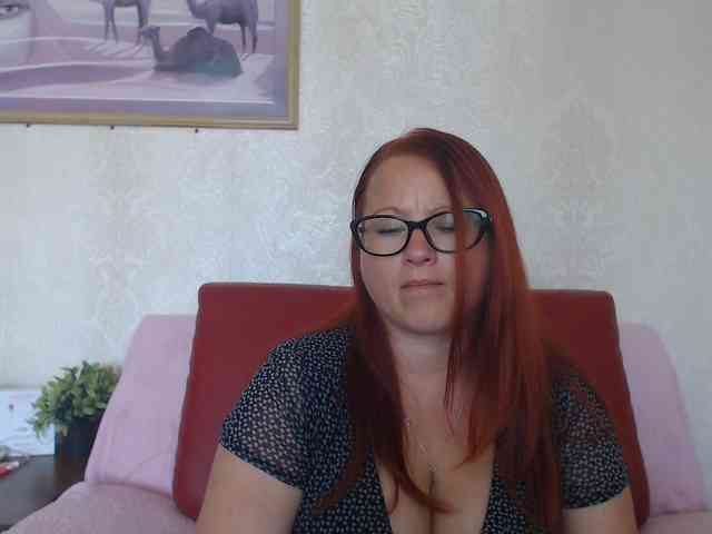Lilia4joy webcam