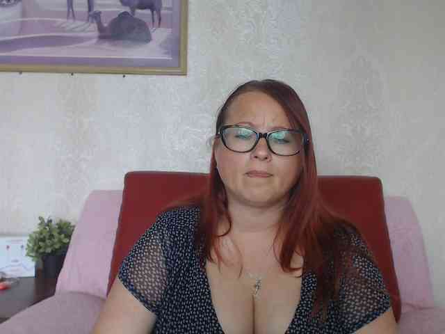 Lilia4joy webcam