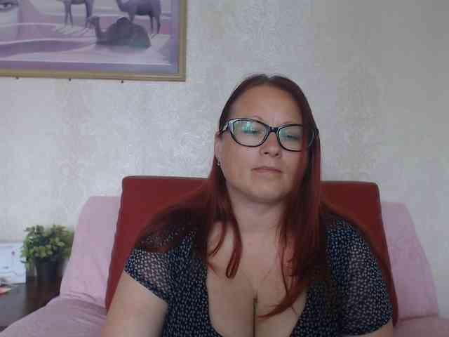 Lilia4joy webcam