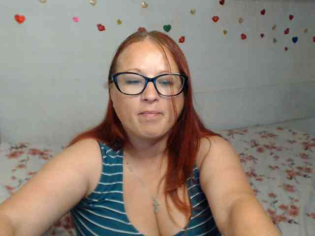 Lilia4joy webcam