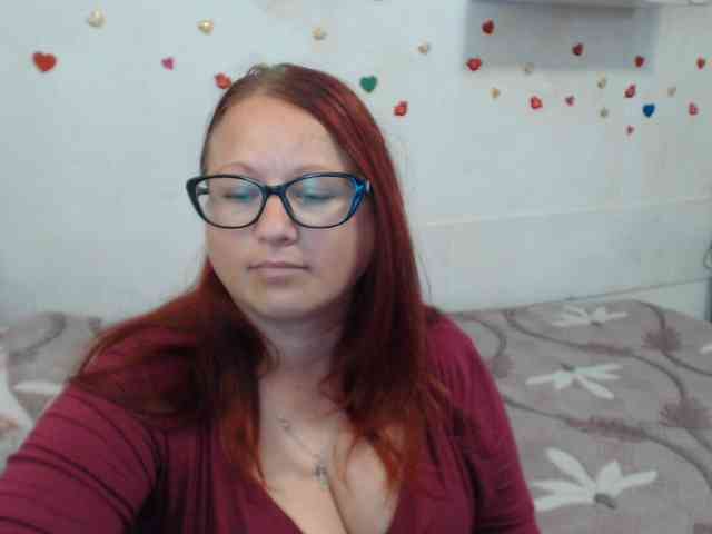 Lilia4joy webcam