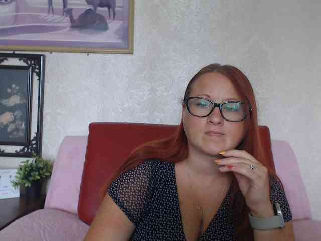 Lilia4joy webcam