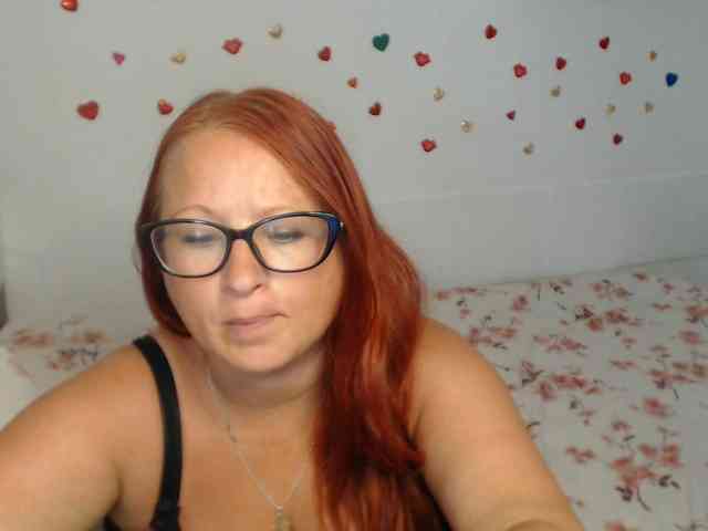 Lilia4joy webcam