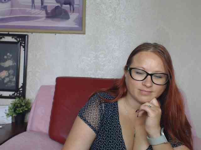 Lilia4joy webcam