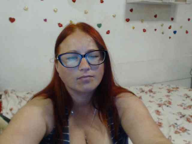 Lilia4joy webcam