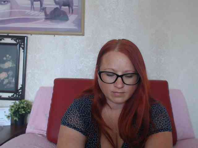 Lilia4joy webcam