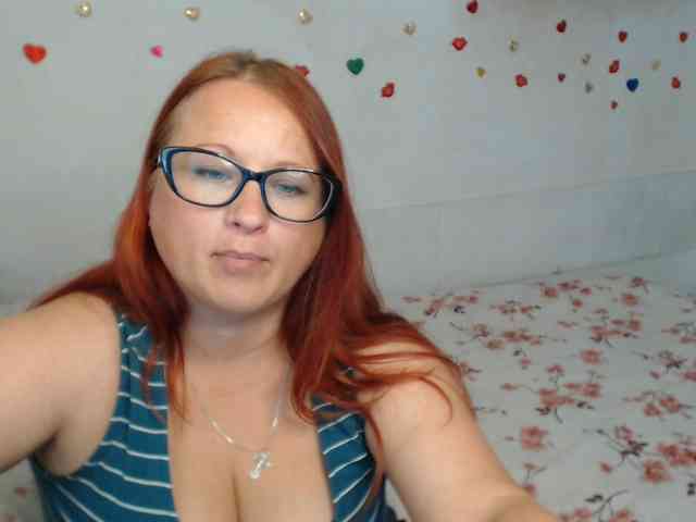 Lilia4joy webcam