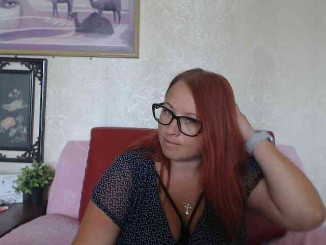 Lilia4joy webcam