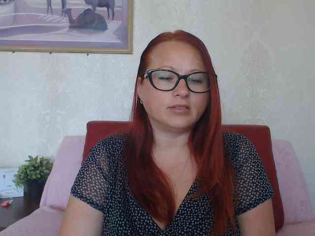 Lilia4joy webcam