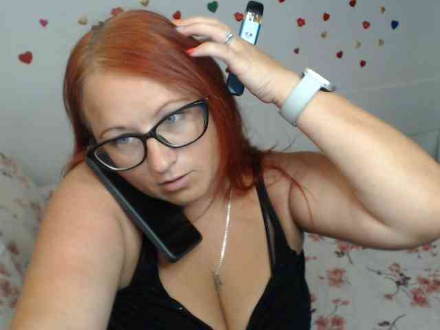 Lilia4joy webcam