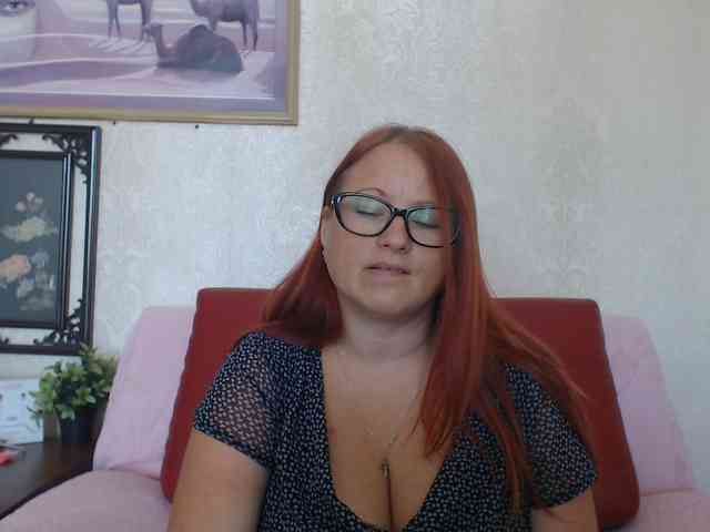 Lilia4joy webcam