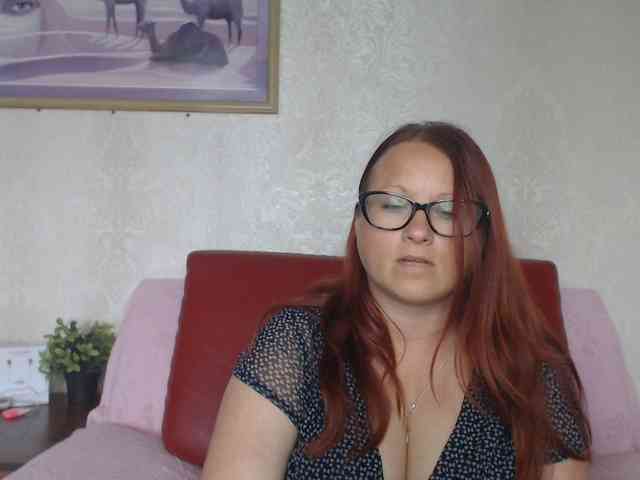 Lilia4joy webcam