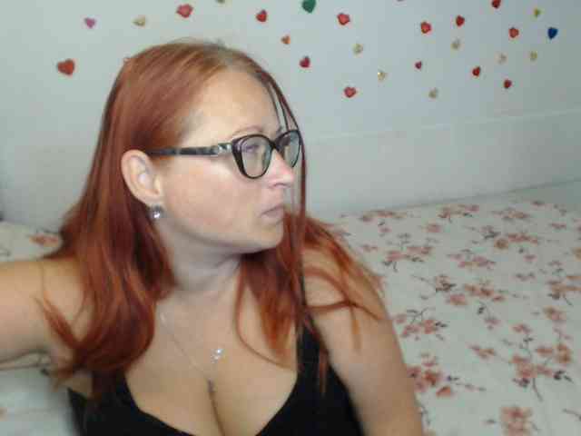 Lilia4joy webcam