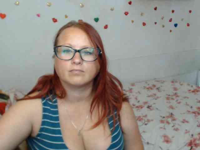Lilia4joy webcam