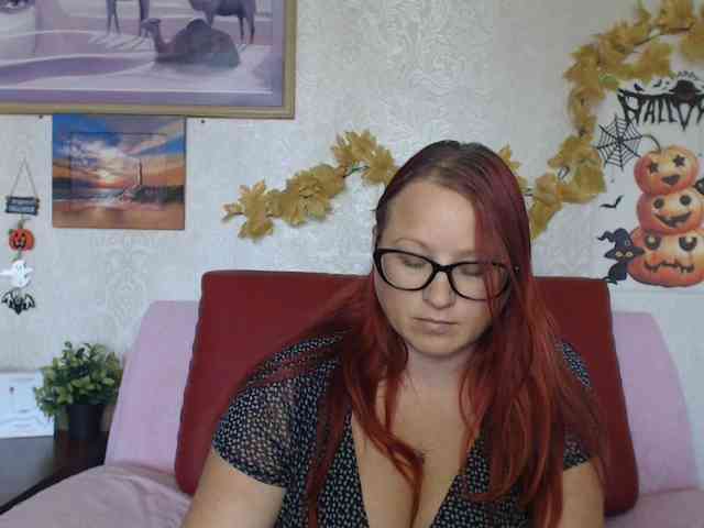 Lilia4joy webcam