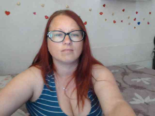 Lilia4joy webcam