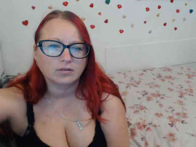 Lilia4joy webcam