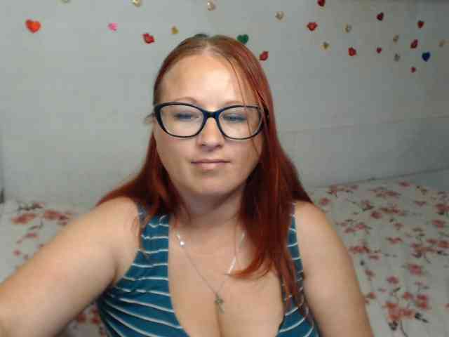 Lilia4joy webcam