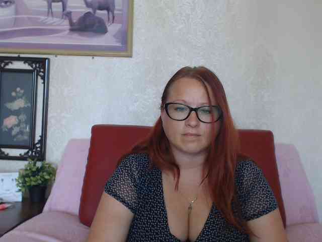 Lilia4joy webcam