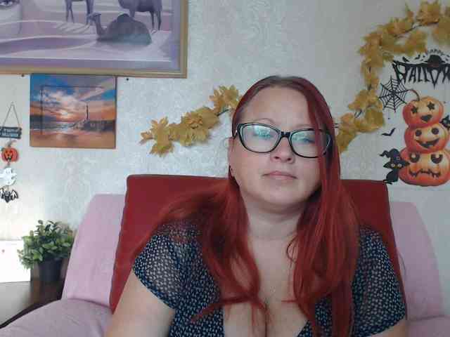 Lilia4joy webcam