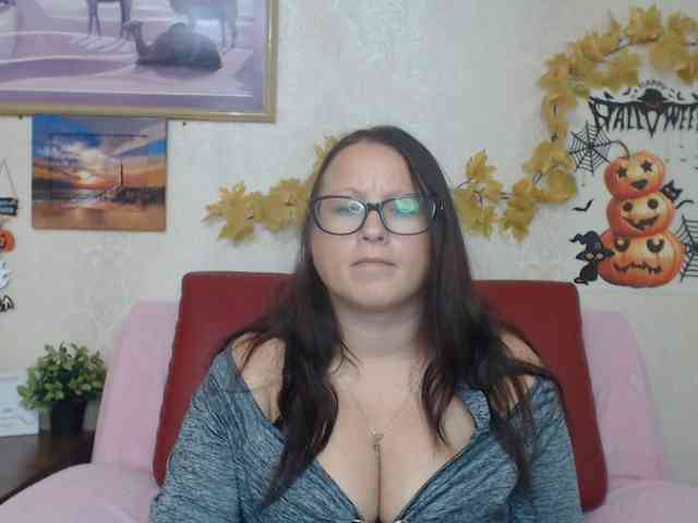 Lilia4joy webcam