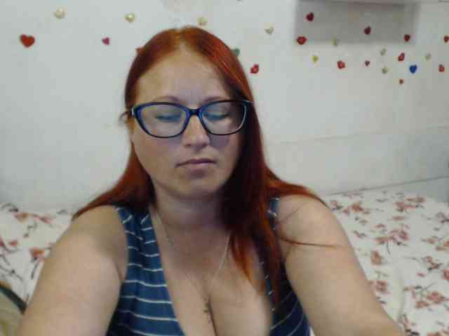 Lilia4joy webcam