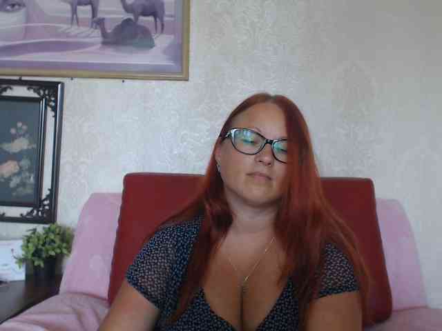 Lilia4joy webcam