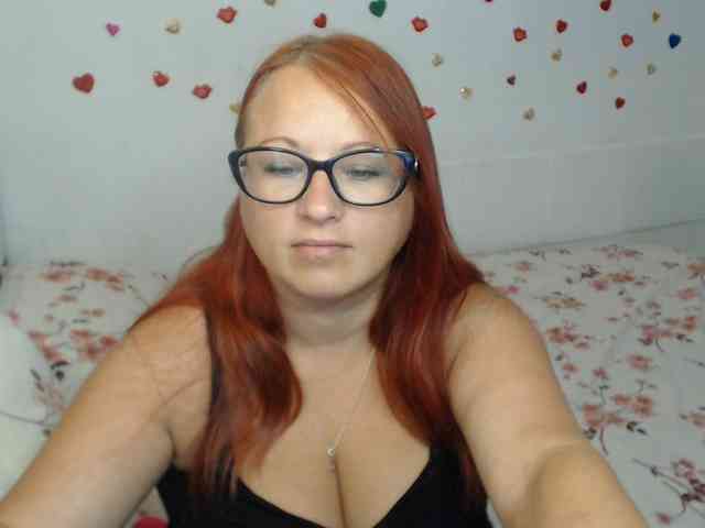 Lilia4joy webcam
