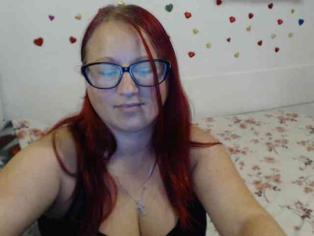 Lilia4joy webcam