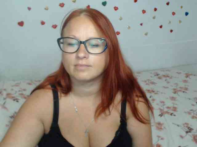 Lilia4joy webcam