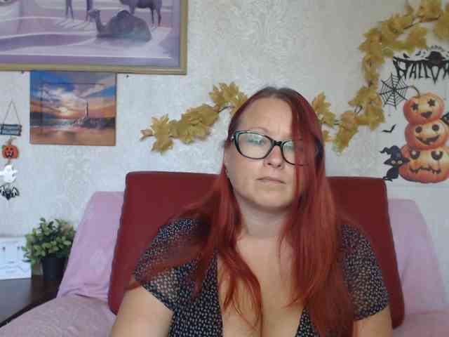 Lilia4joy webcam