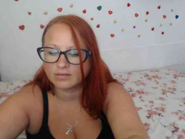 Lilia4joy webcam