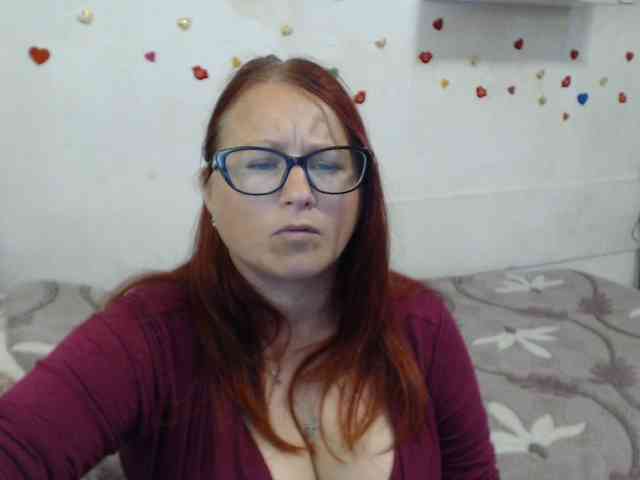 Lilia4joy webcam