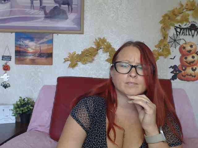 Lilia4joy webcam