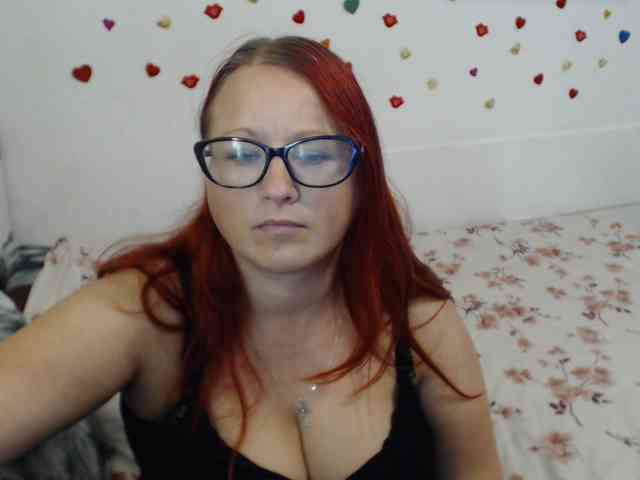 Lilia4joy webcam