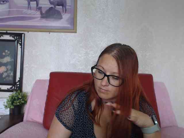 Lilia4joy webcam